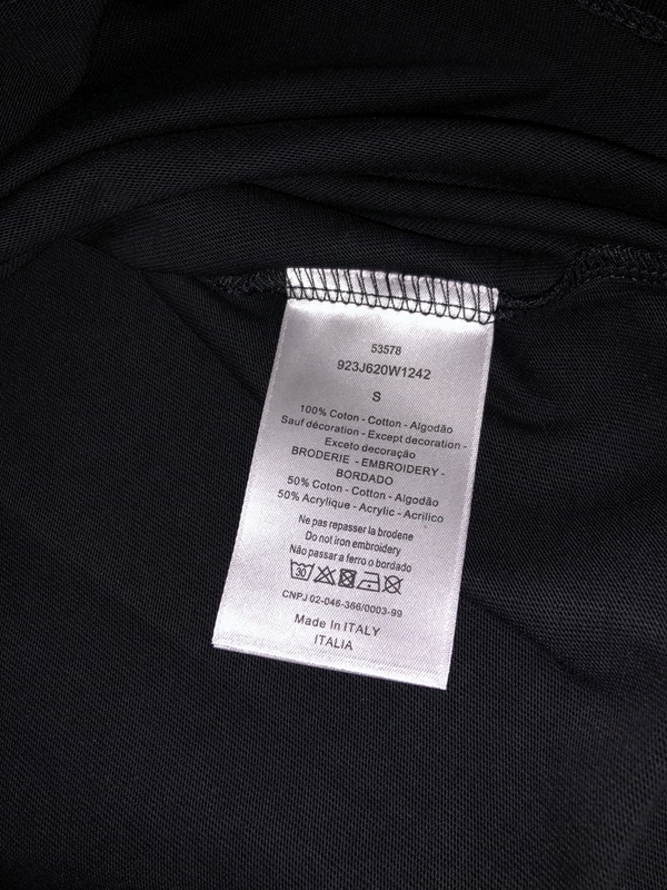 ブランドTシャツ角部分ディテール